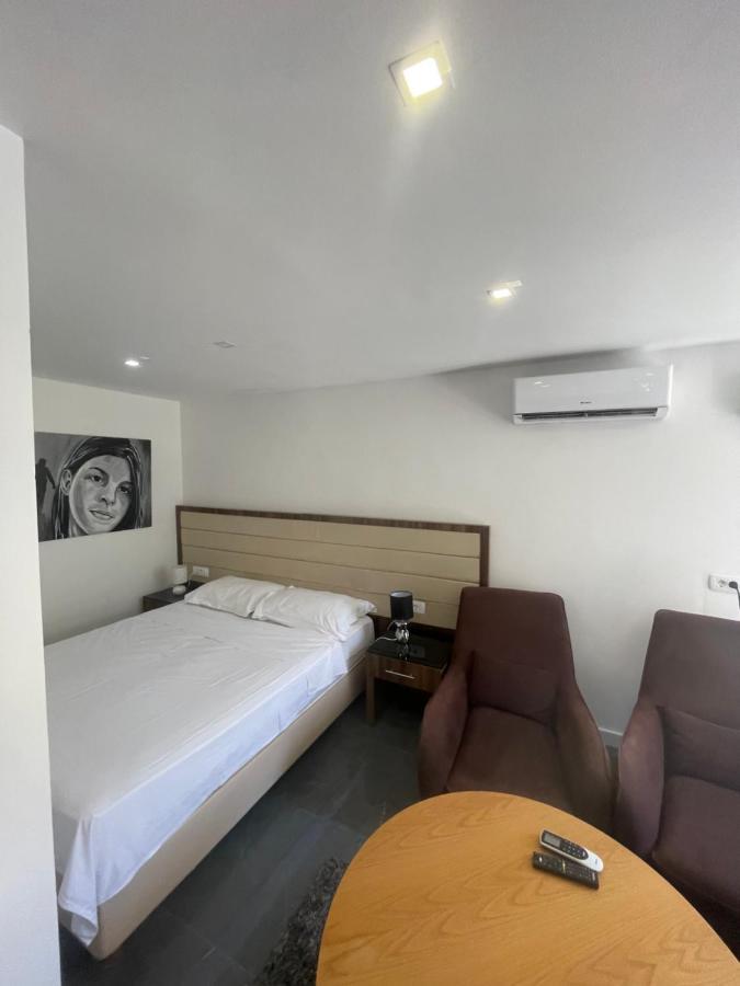 M House Bed and Breakfast Ντουμπρόβνικ Εξωτερικό φωτογραφία